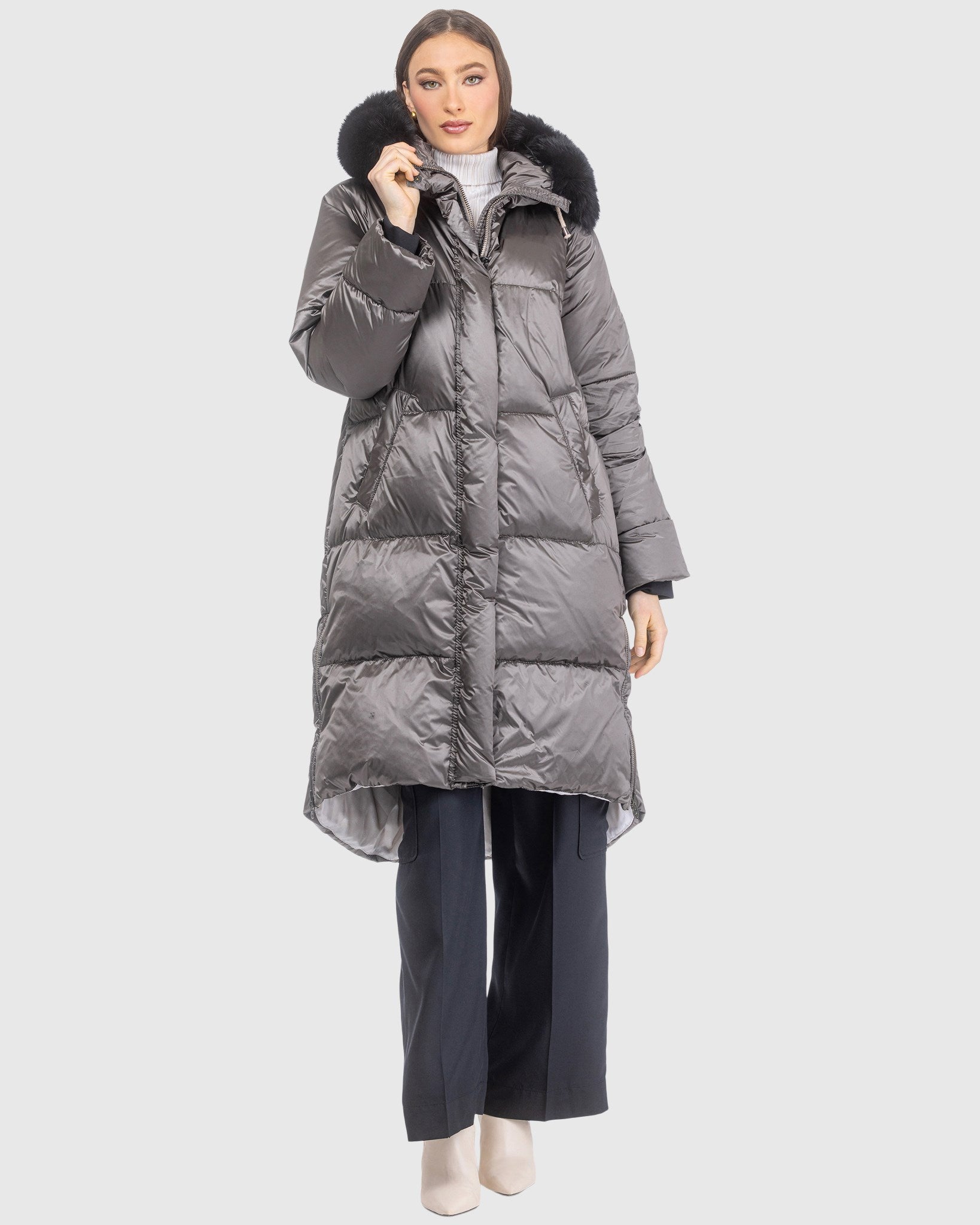 APRES-SKI JACKET WITH DETACHABLE TOSCANA LAMB HOOD TRIM