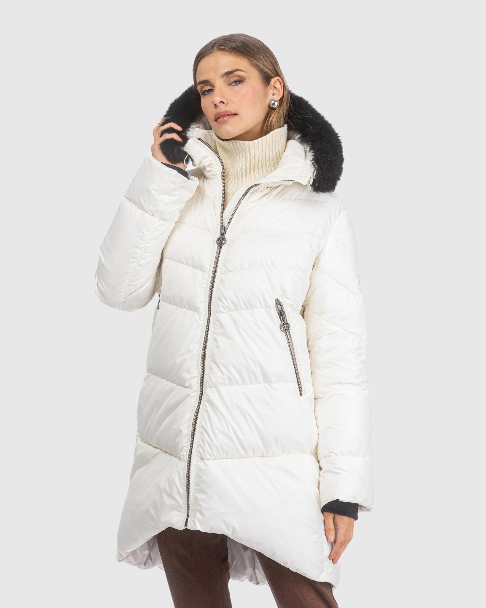 APRES-SKI JACKET WITH DETACHABLE TOSCANA LAMB HOOD TRIM