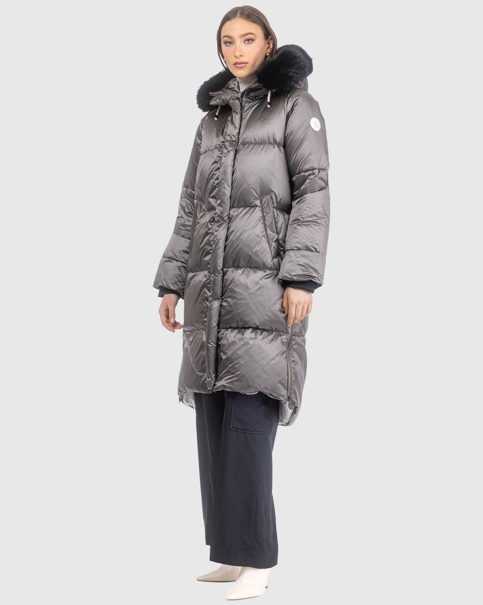 APRES-SKI JACKET WITH DETACHABLE TOSCANA LAMB HOOD TRIM