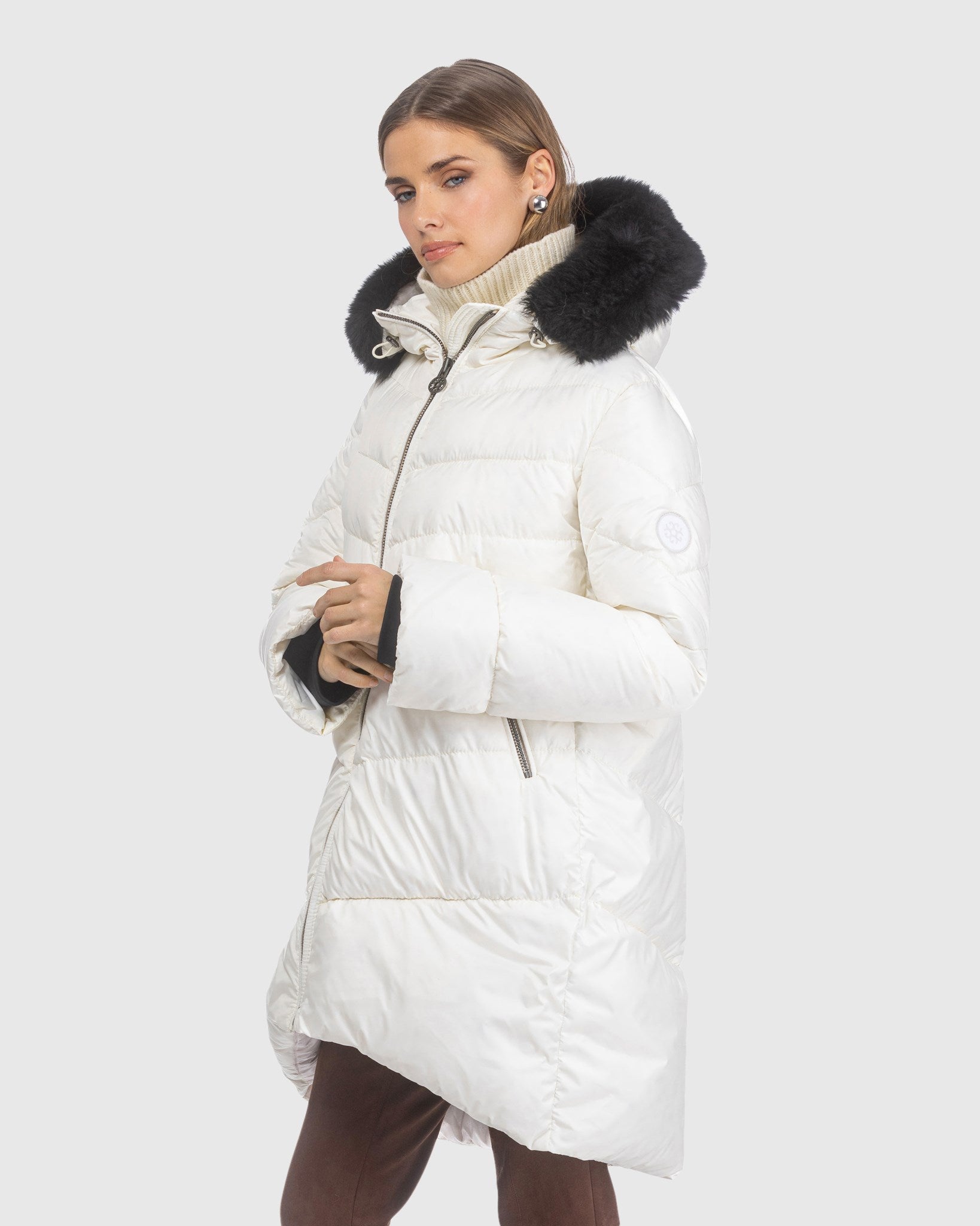 APRES-SKI JACKET WITH DETACHABLE TOSCANA LAMB HOOD TRIM