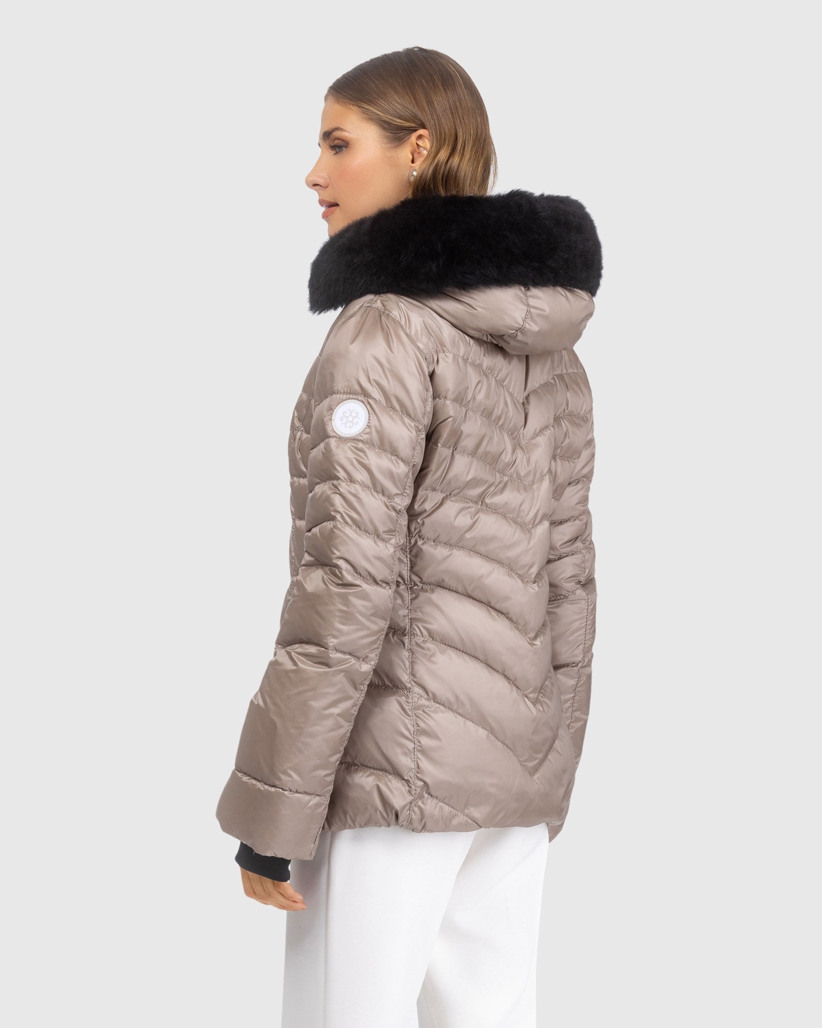 APRES-SKI JACKET WITH DETACHABLE TOSCANA LAMB HOOD TRIM
