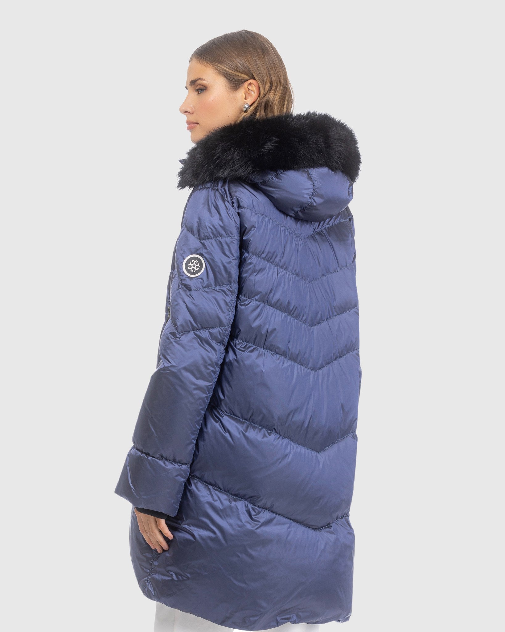 APRES-SKI JACKET WITH DETACHABLE TOSCANA LAMB HOOD TRIM