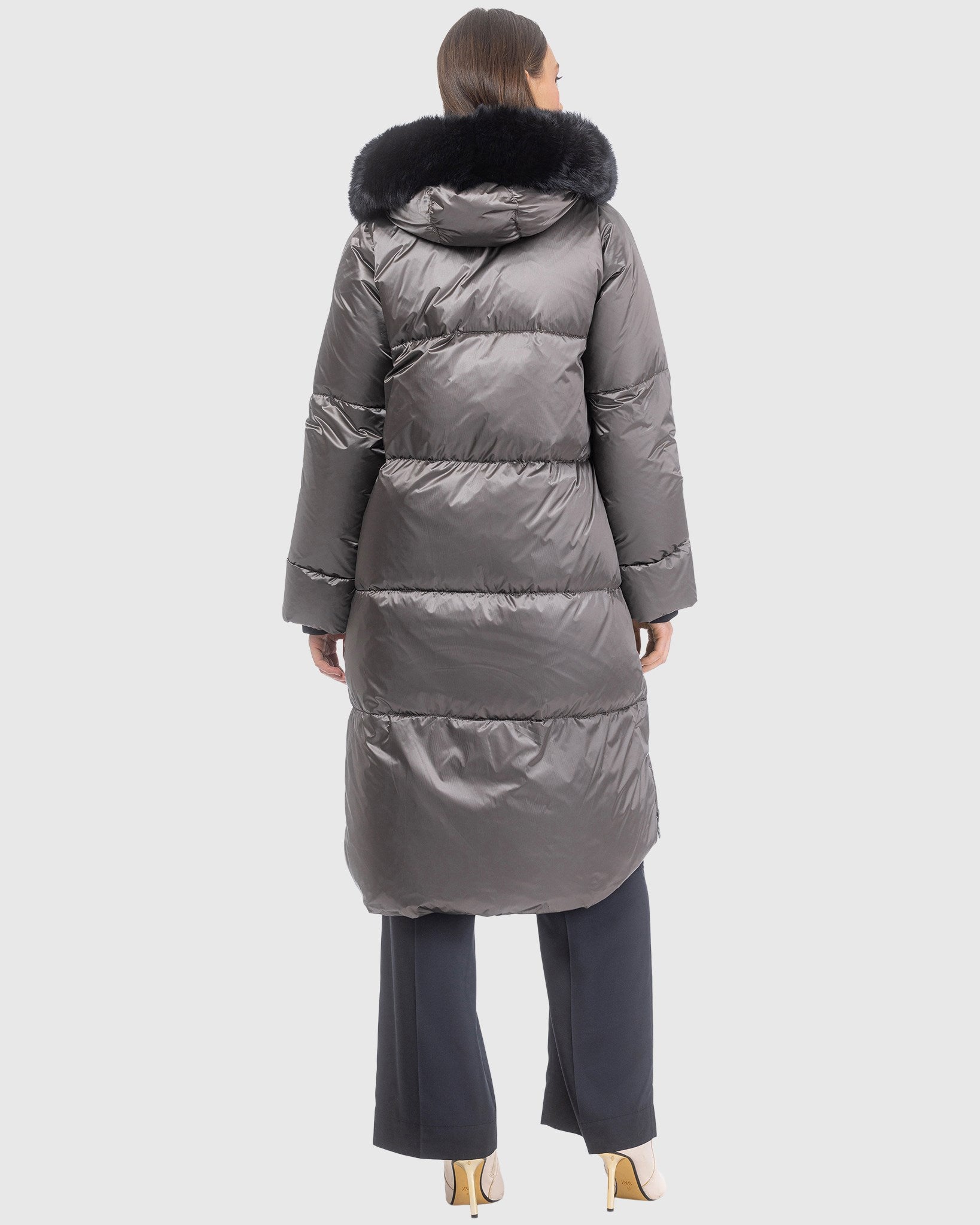 APRES-SKI JACKET WITH DETACHABLE TOSCANA LAMB HOOD TRIM