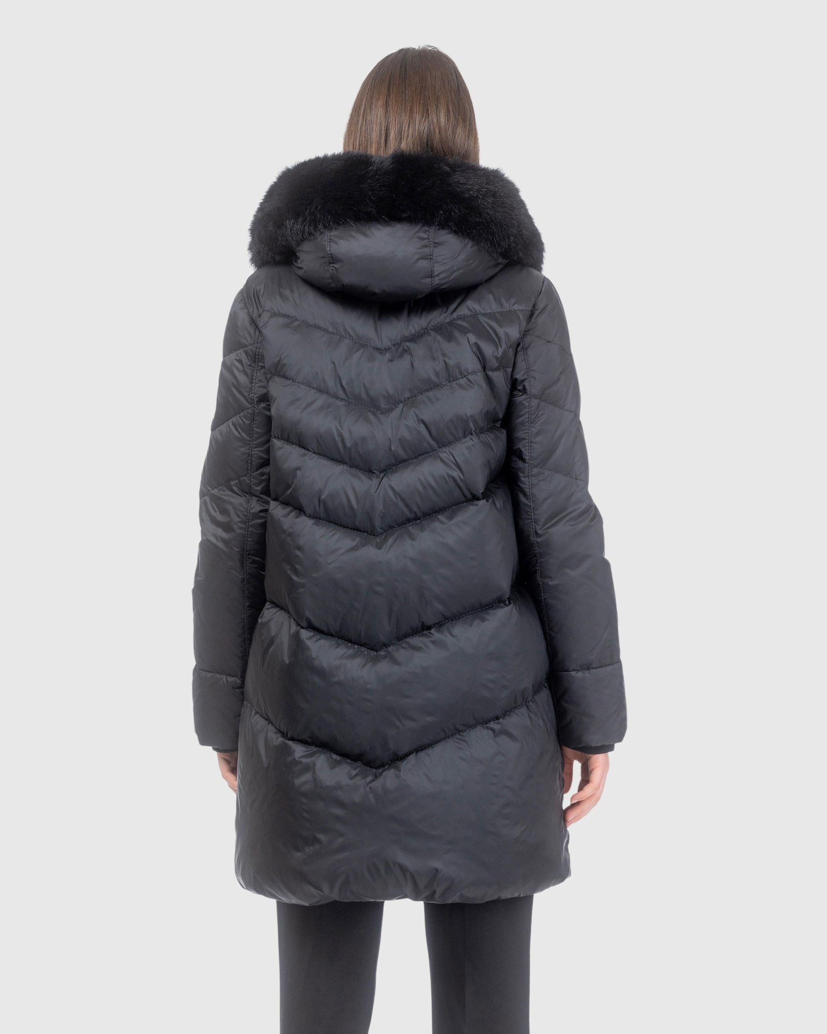 APRES-SKI JACKET WITH DETACHABLE TOSCANA LAMB HOOD TRIM