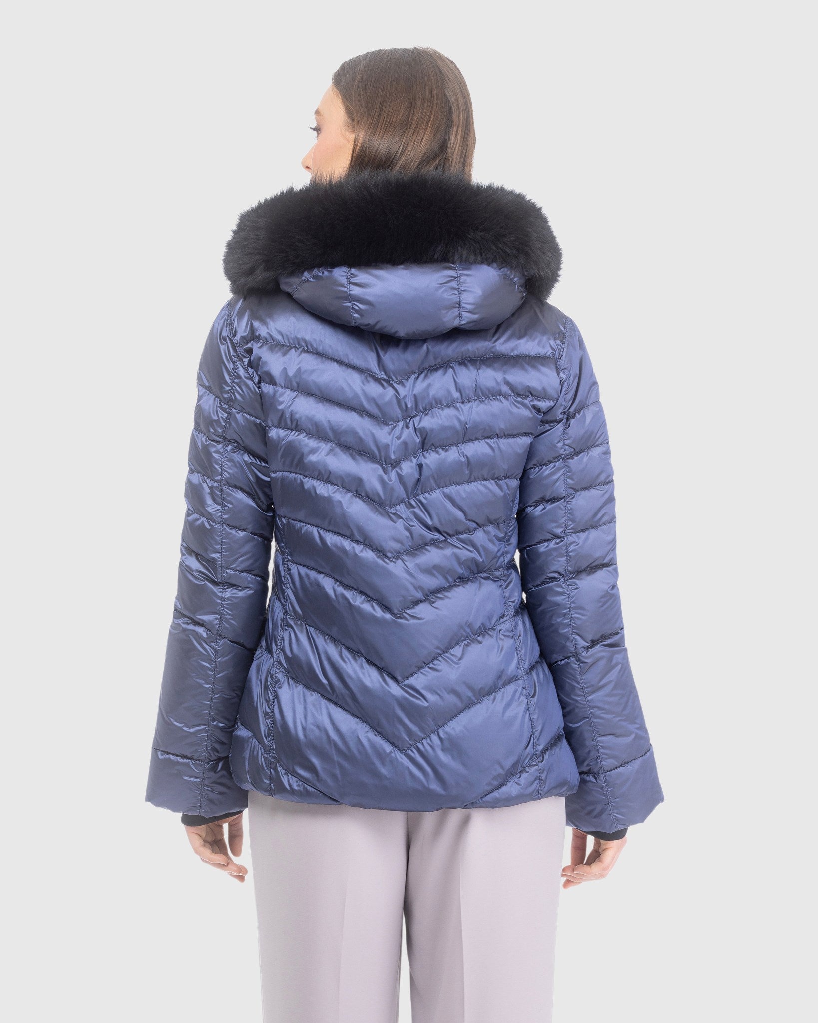APRES-SKI JACKET WITH DETACHABLE TOSCANA LAMB HOOD TRIM
