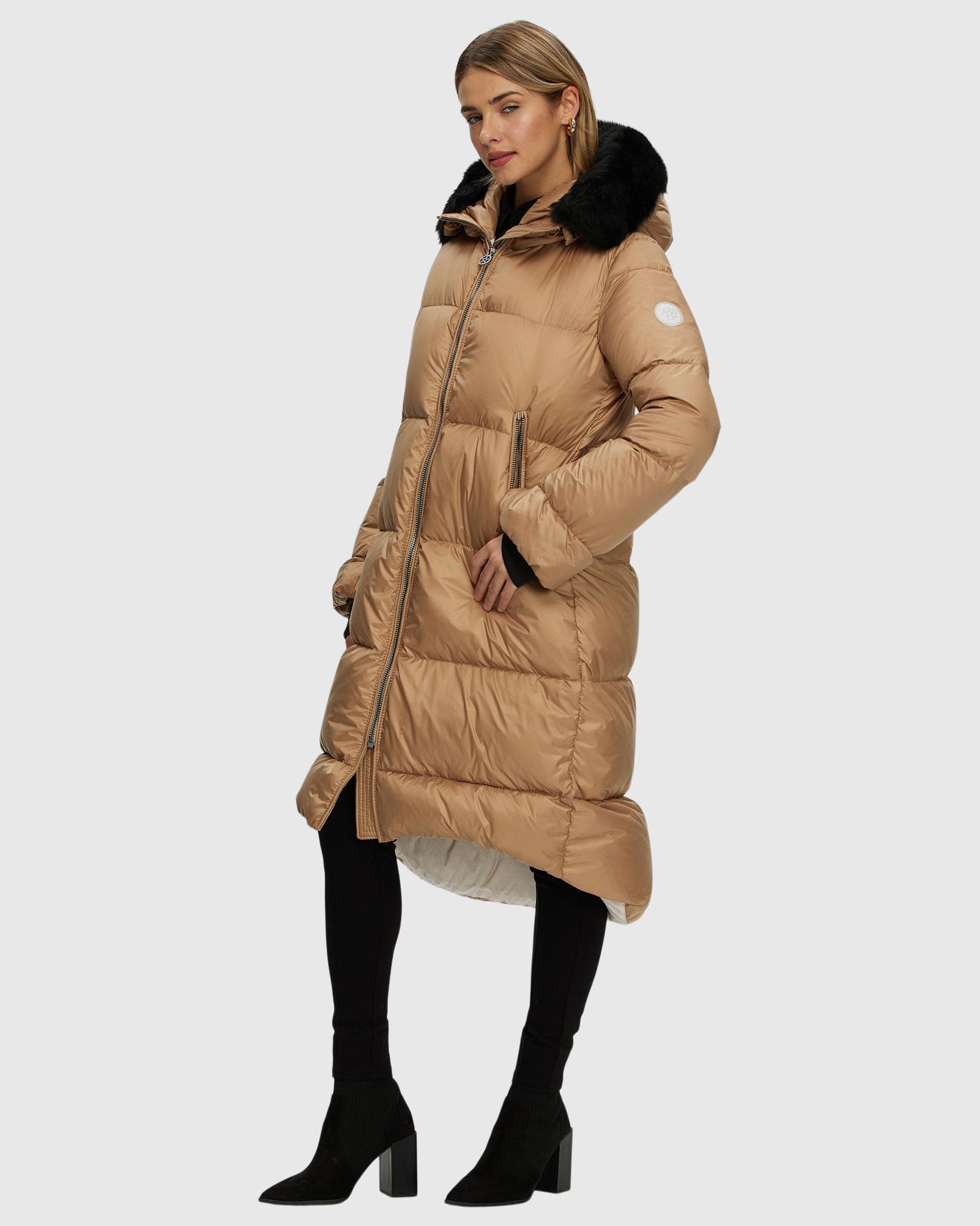 #Color_CAMEL/BLACK