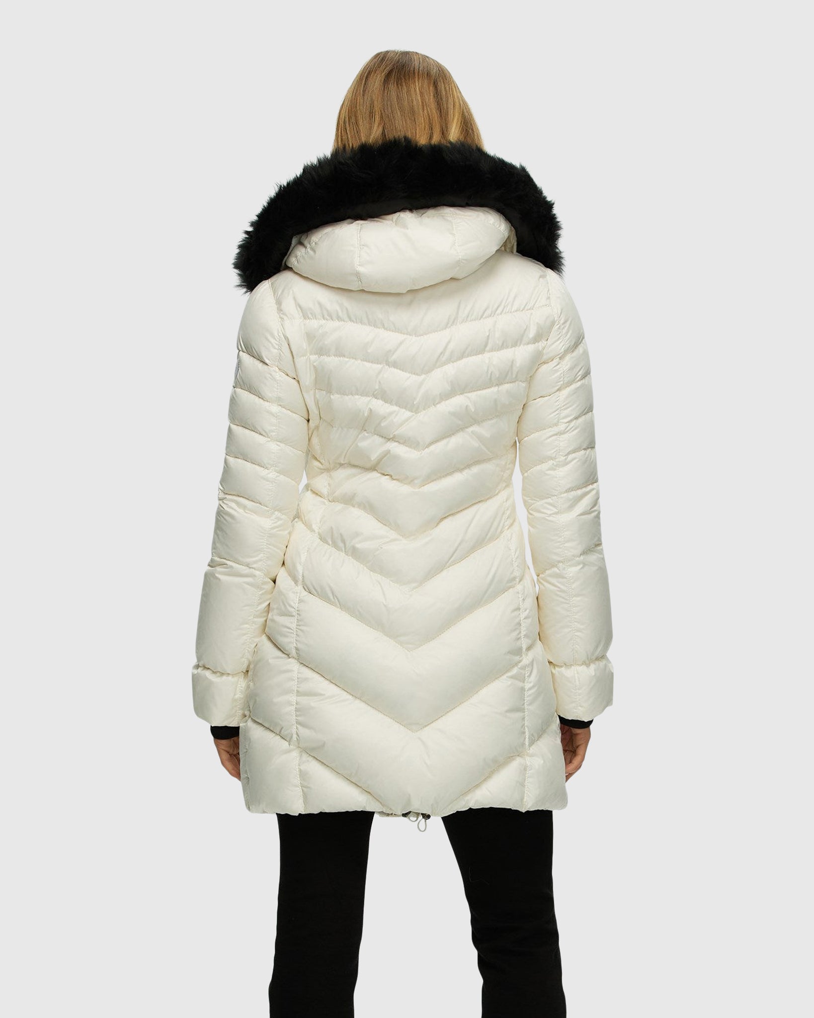 #Color_IVORY/BLACK