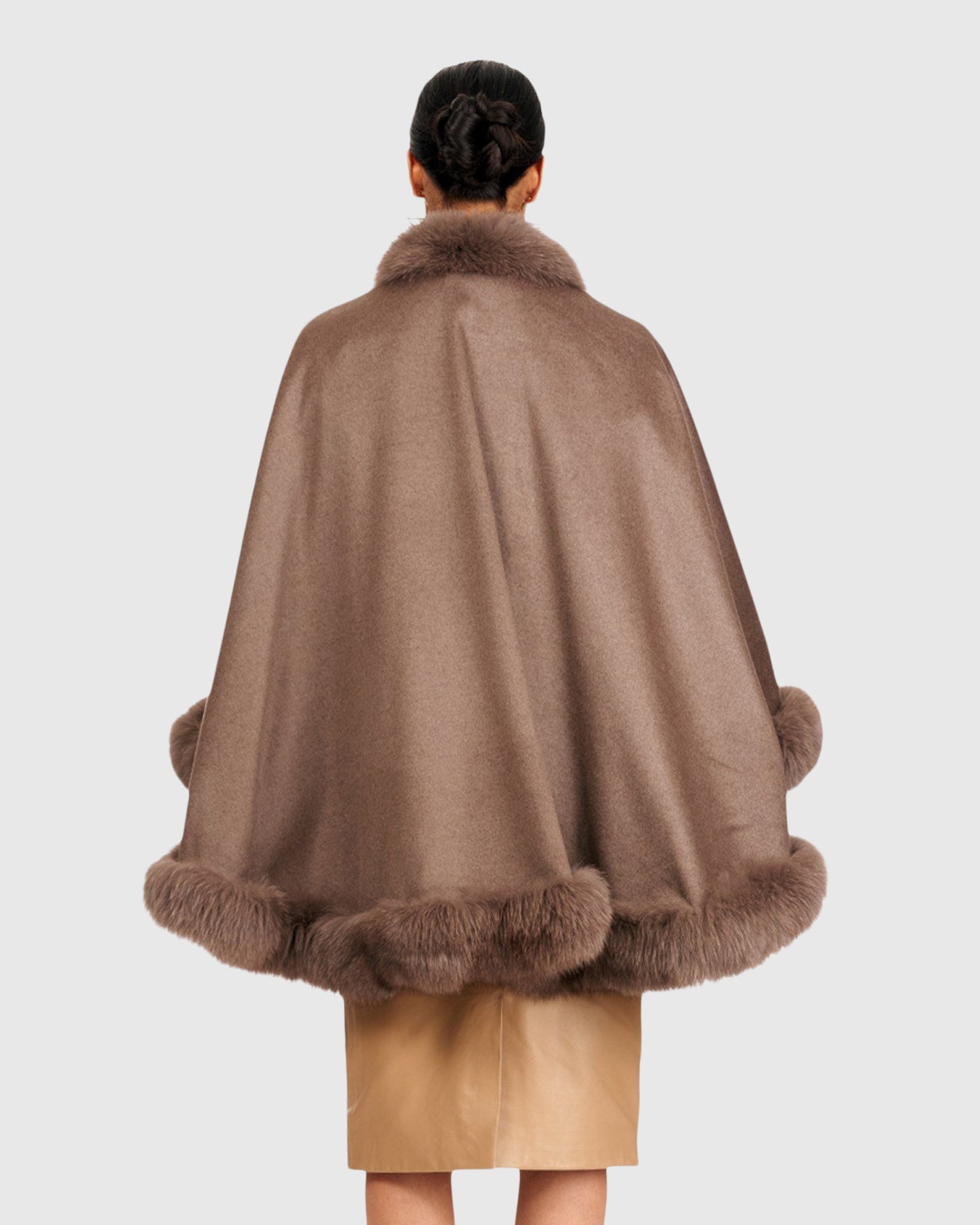 #Color_KHAKI TAUPE