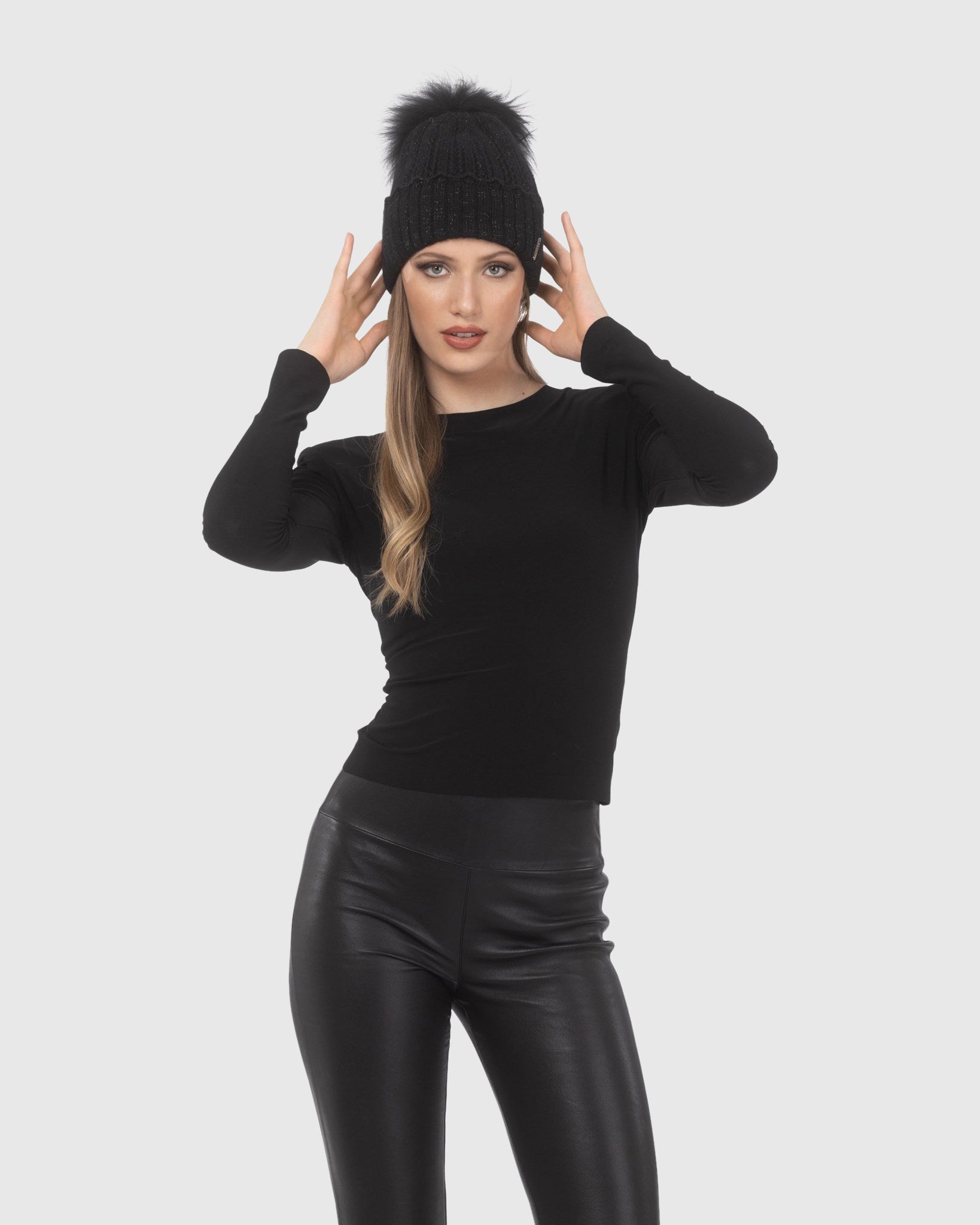 #Color_BLACK/BLACK