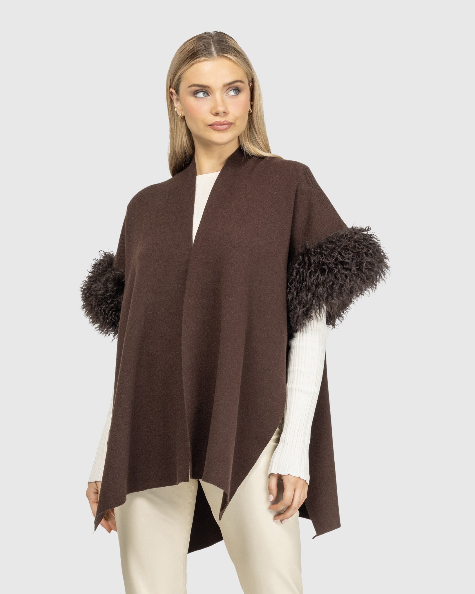 #Color_BROWN