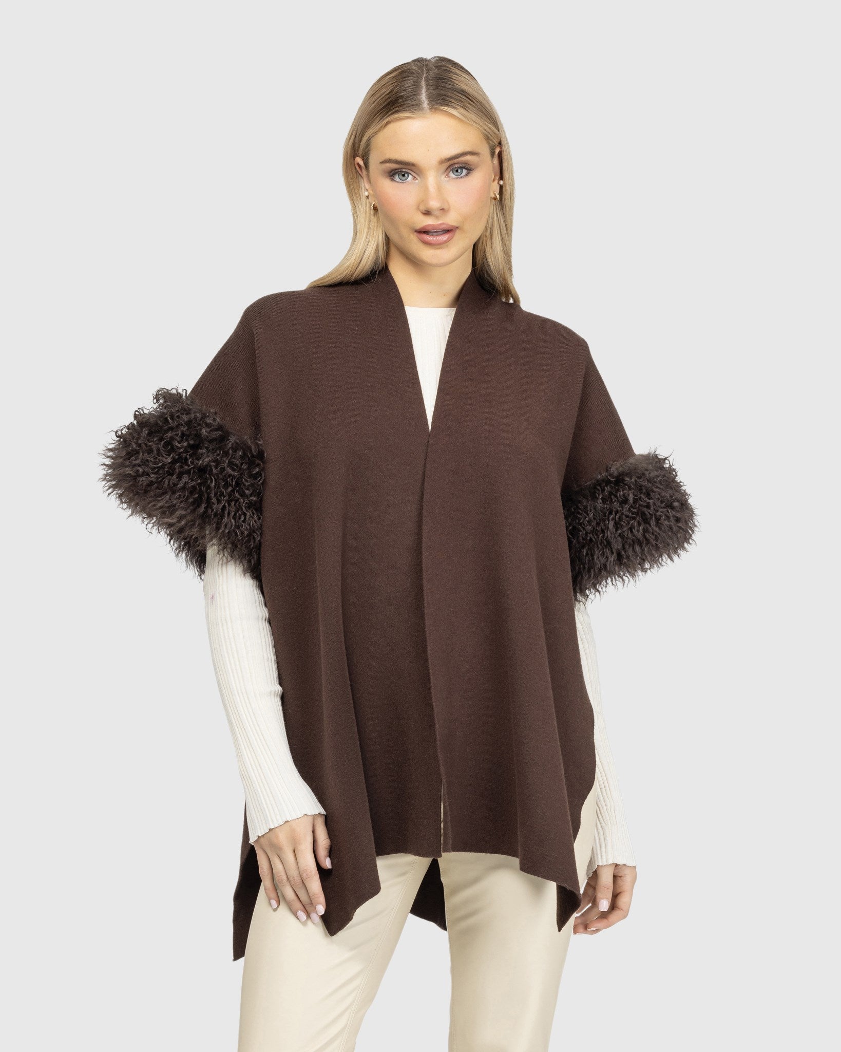 #Color_BROWN