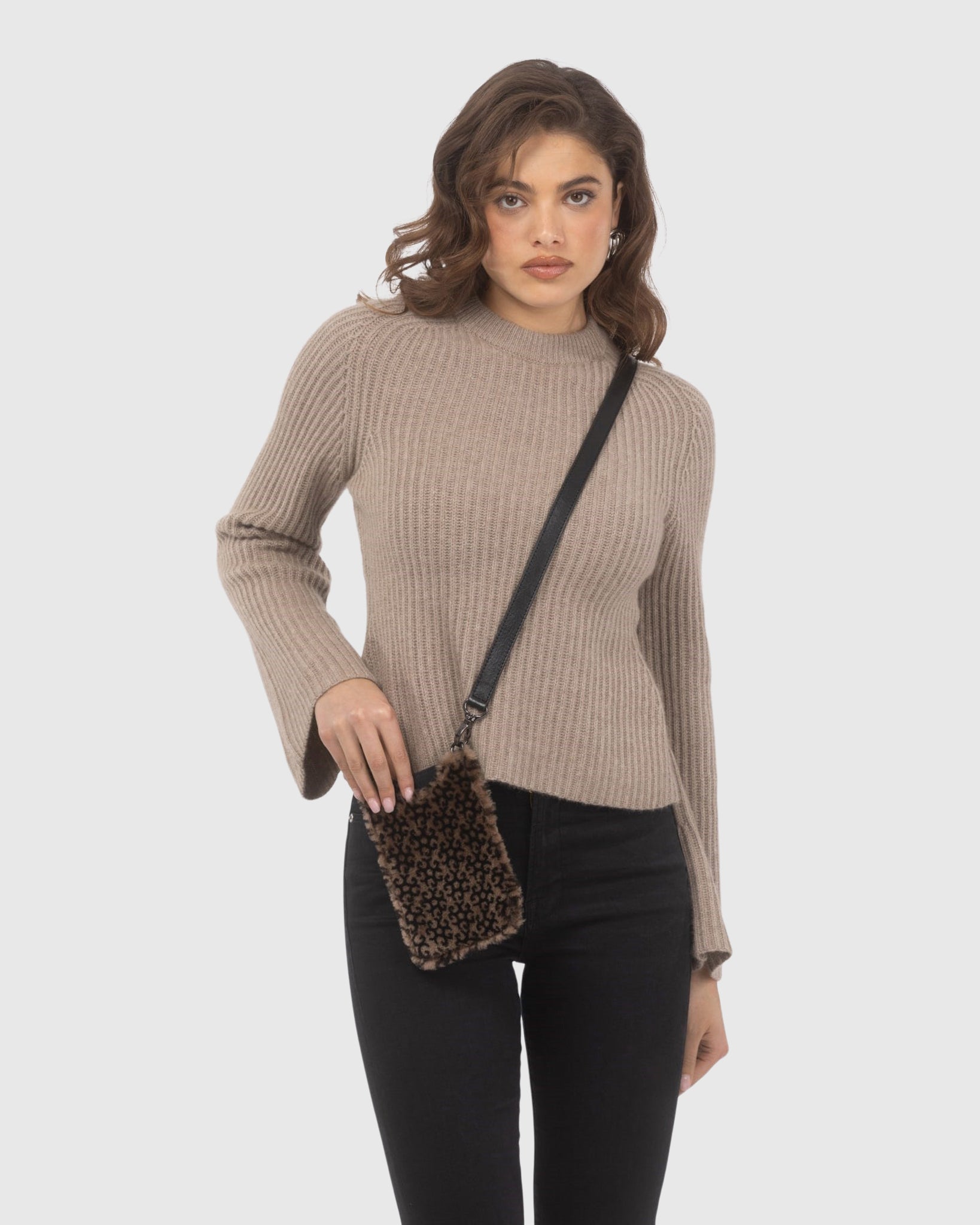 #Color_BROWN/BLACK INSIGNIA
