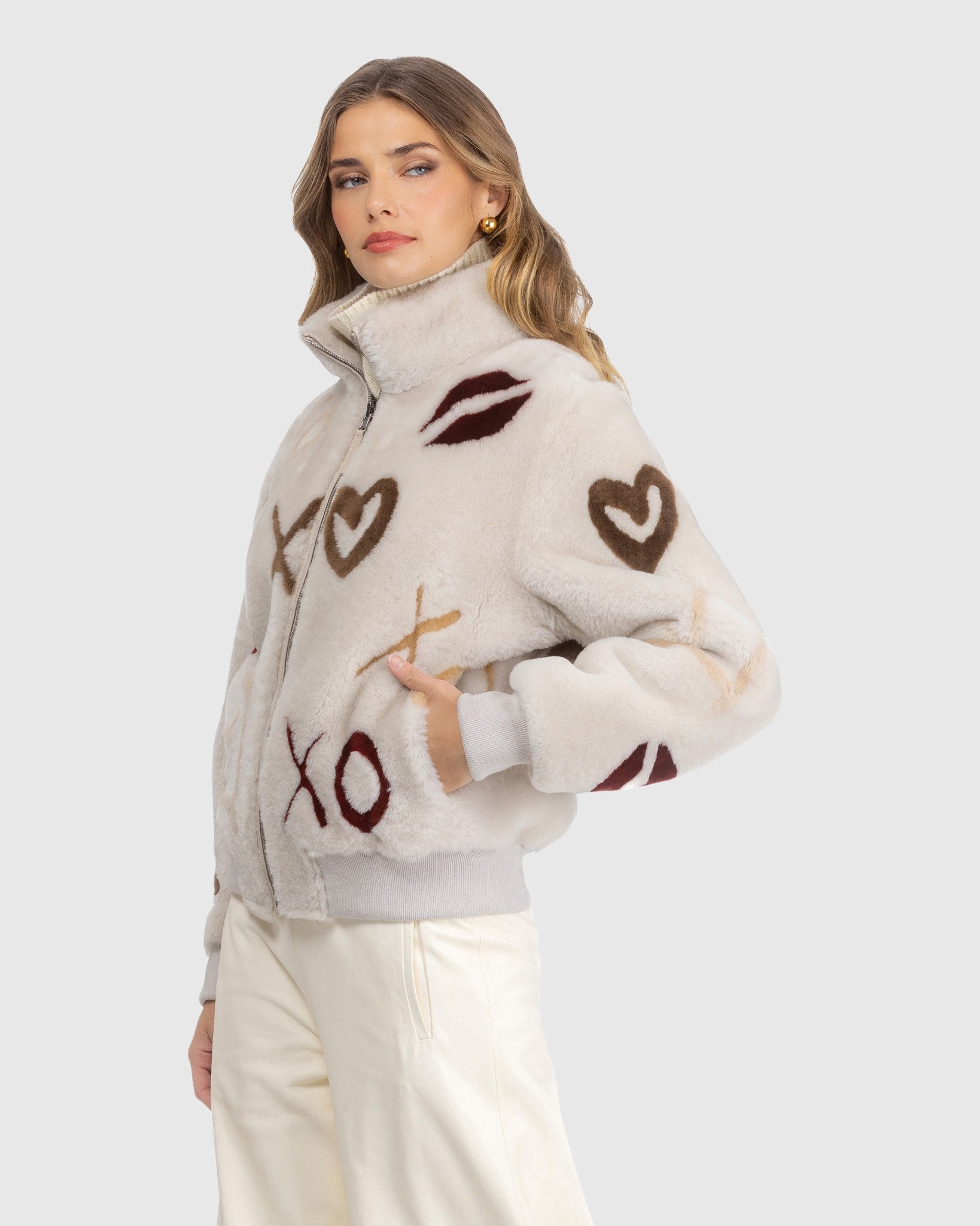 #Color_CREAM/XO MULTI