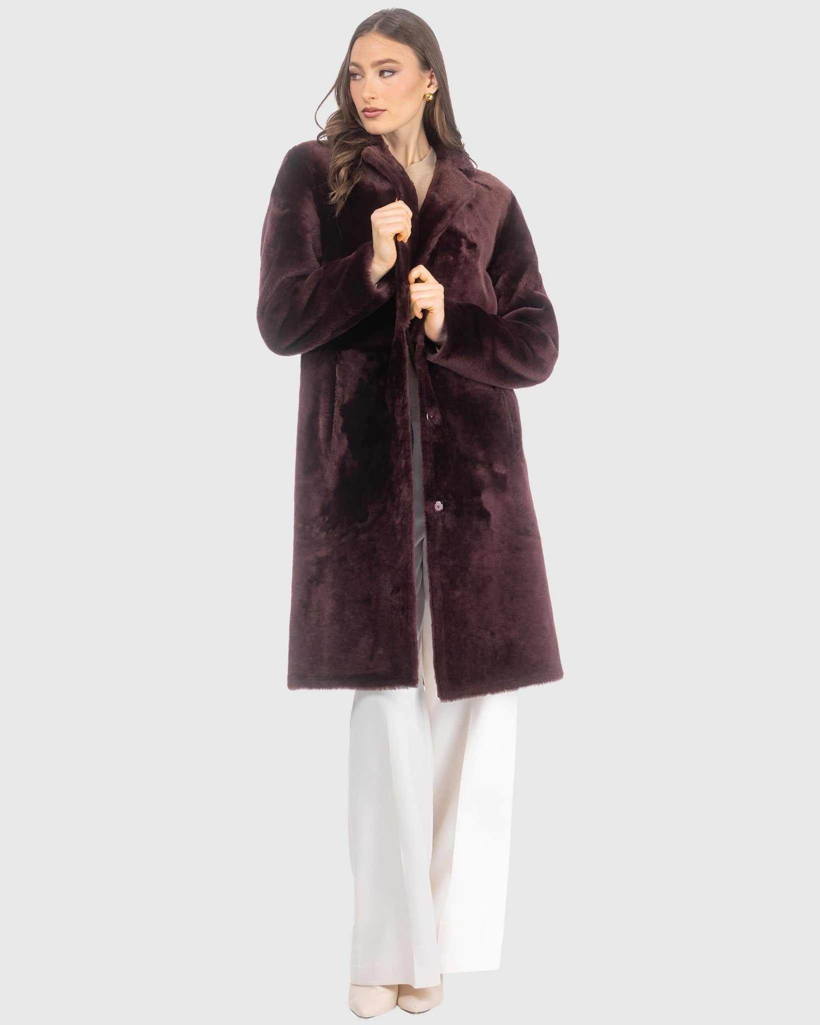 REVERSIBLE MERINO SHEARLING LAMB SHORT COAT