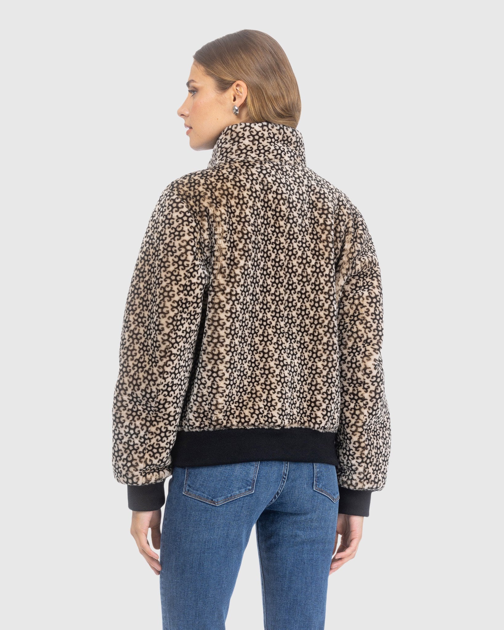 #Color_BEIGE/BLACK INSIGNIA/GOLD