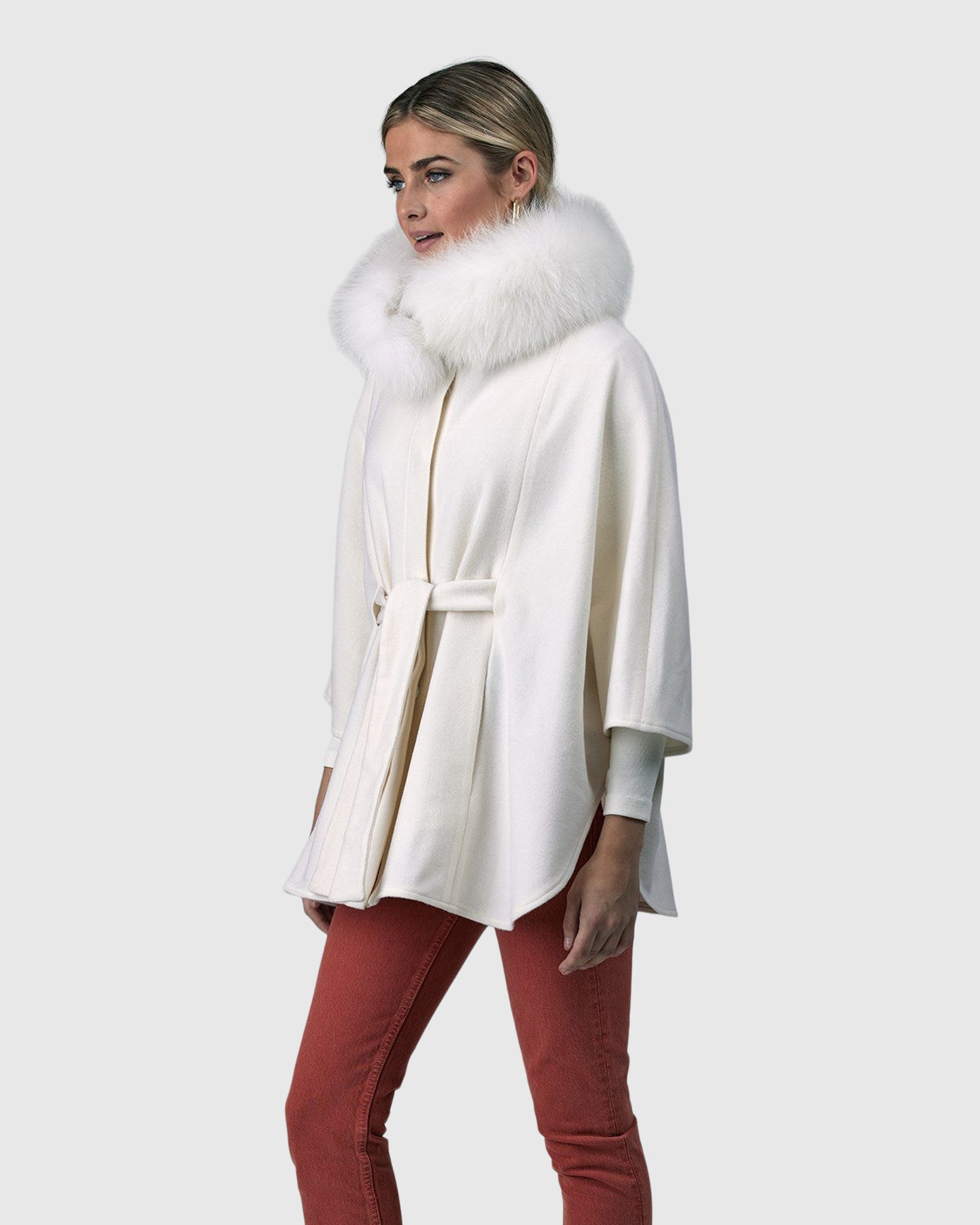 #Color_IVORY