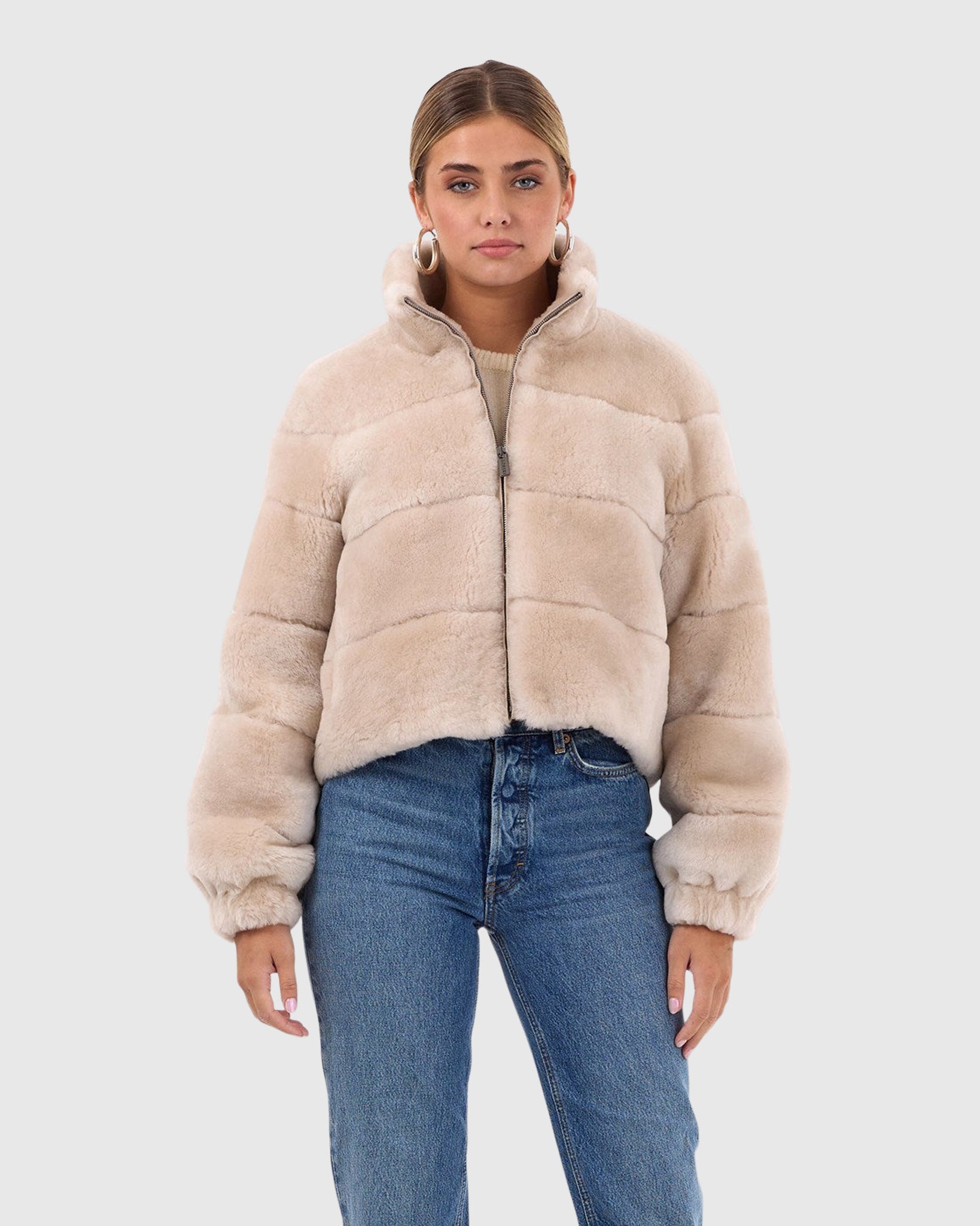 #Color_BEIGE